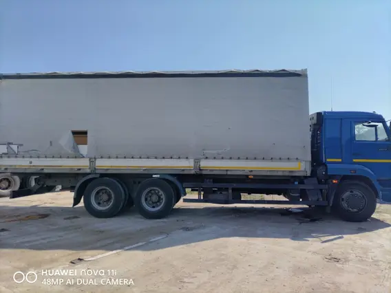 Тентованный грузовик Камаз 65117 2023 года б/у фото 6