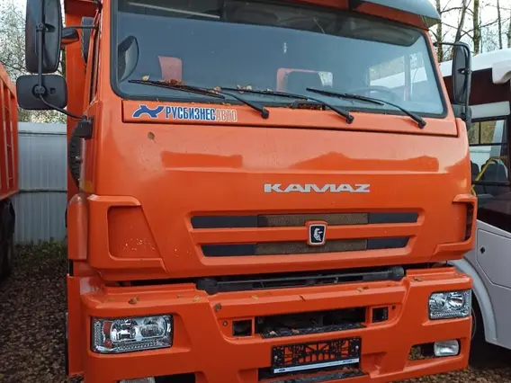 Самосвал Камаз 6520 2017 года б/у