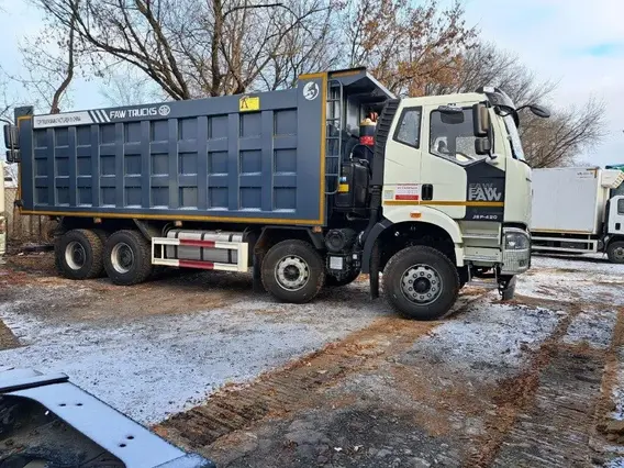 Самосвал FAW J6 2023 года б/у