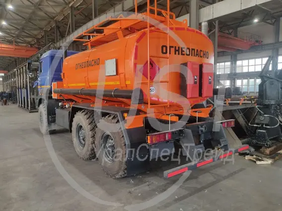 Автотопливозаправщик Урал 44202-82Е5 2025 года новый фото 2