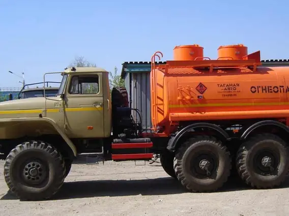 Бензовоз Урал 4320-61Е5 Таганай-Авто АЦ-7,5 2026 года новый фото 2