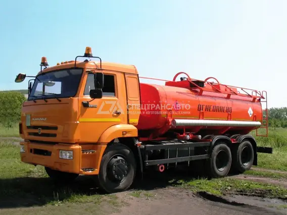 Бензовоз АЦ-7,5 на шасси Камаз 5350-3060-66 (D5) (насос НЦС-50)  б/у