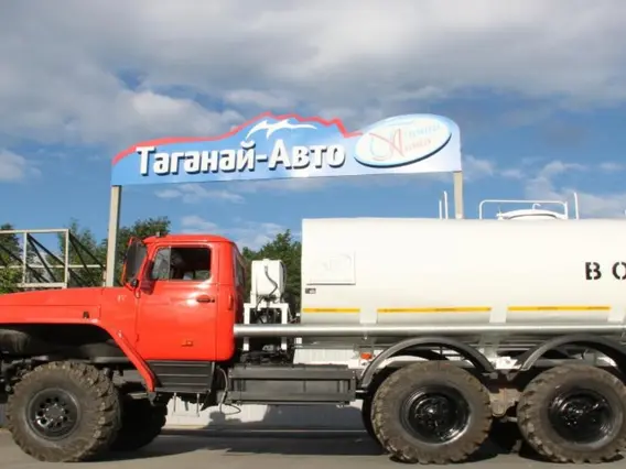 Пищевая автоцистерна АЦПТ Урал 5557-60Е5 Таганай-Авто АЦПТ-9,5 2026 года новый