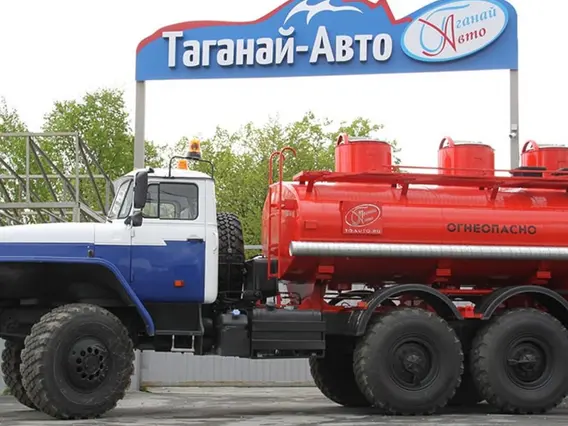 Автотопливозаправщик Урал 5557-72Е5 2026 года новый