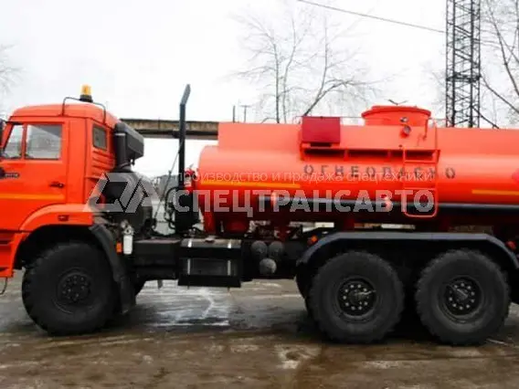 Автотопливозаправщик АТЗ-9 на шасси Камаз 43118-50 (насос НМШ 8-25 6,3/25)  б/у
