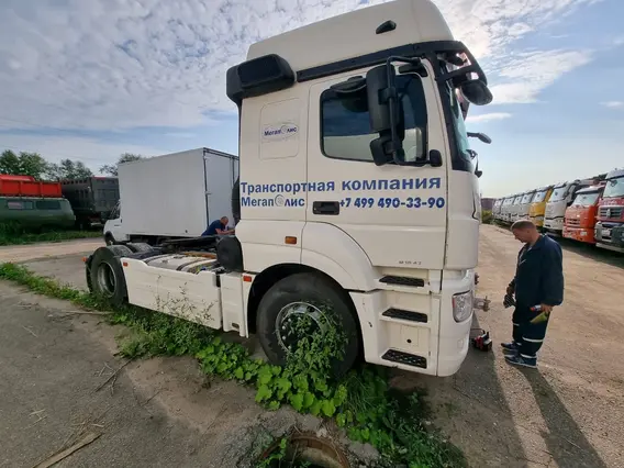Седельный тягач Камаз 5490 2022 года б/у фото 2