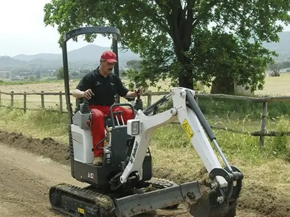 Экскаватор Bobcat E10  б/у фото 7