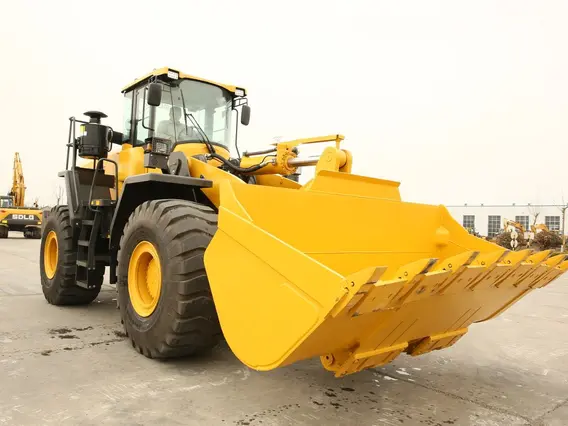 Фронтальный погрузчик SDLG L975F 2020 года б/у