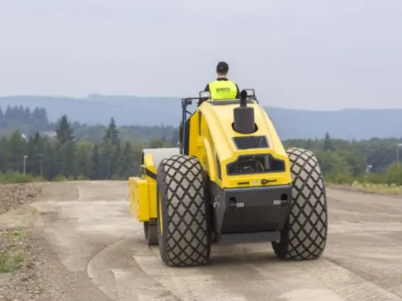 Дорожный каток Bomag BW  б/у фото 3
