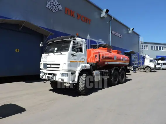 Автотопливозаправщик Камаз 43118  б/у