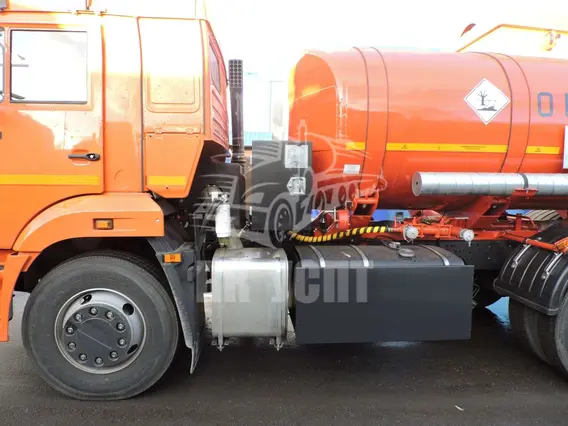 Автотопливозаправщик Hyundai R220 2022 года новый фото 9