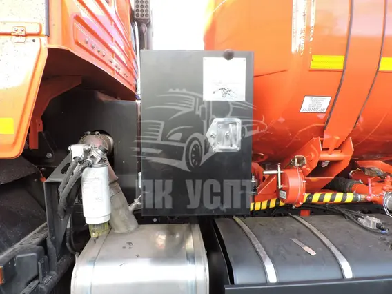 Автотопливозаправщик Hyundai R220 2022 года новый фото 10