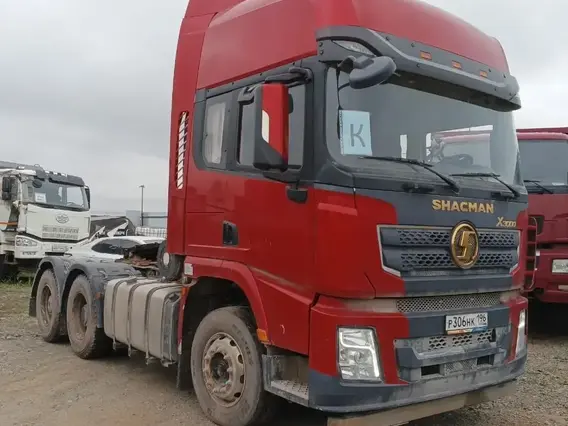 Седельный тягач Shacman SX42584W324C 2022 года б/у