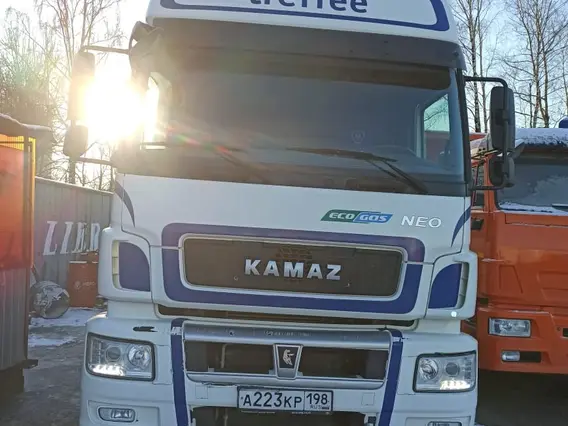 Тягач Камаз 5490 2018 года б/у