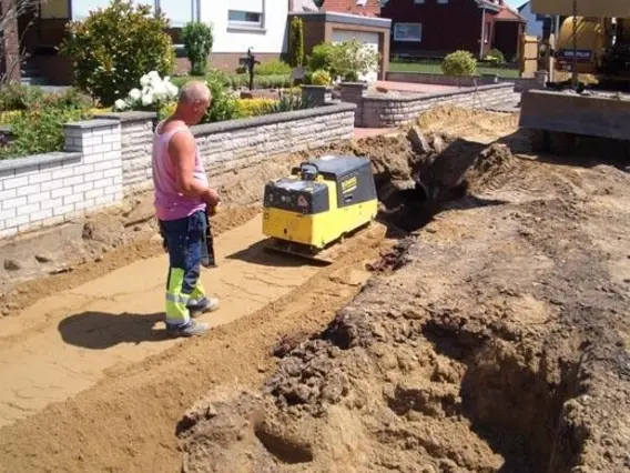 Строительная техника Bomag BPH  б/у фото 2