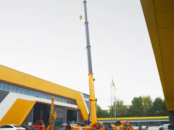 Гусеничный кран Kandela EPFC100 2026 года новый фото 2