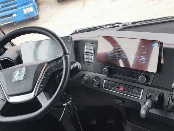 Тягач sitrak C7H 2024 года новый фото 6