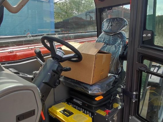 Телескопический погрузчик YUGONG TR3510 2025 года новый фото 5