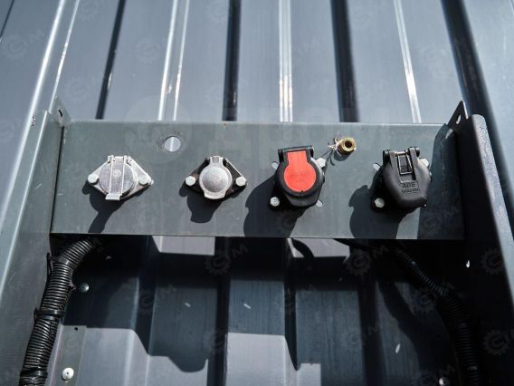 Шторный полуприцеп Luxuda LZC9404XXYCL 2024 года новый фото 4