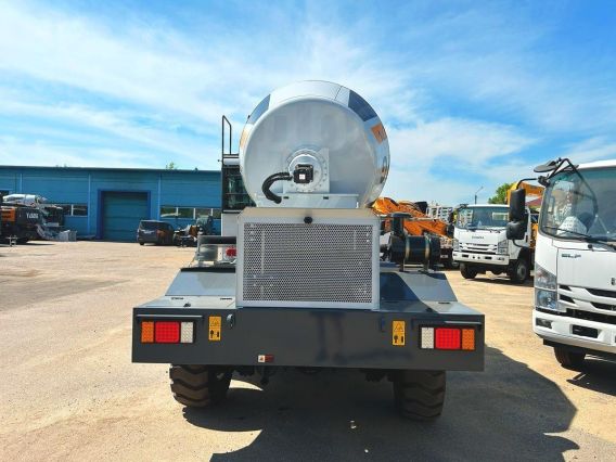 Бетоносмеситель Yugong SDM3000 2025 года новый фото 5