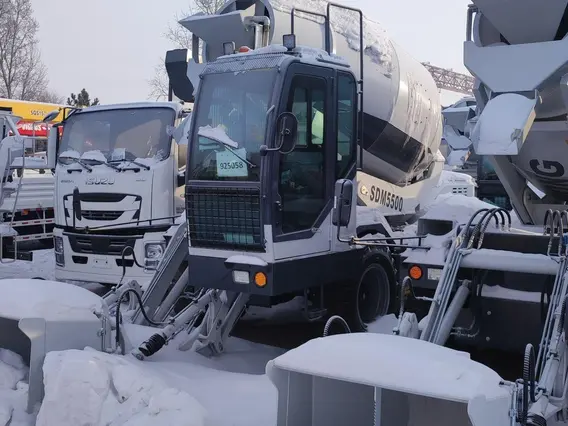 Бетоносмеситель Yugong SDM5500 2026 года новый фото 2