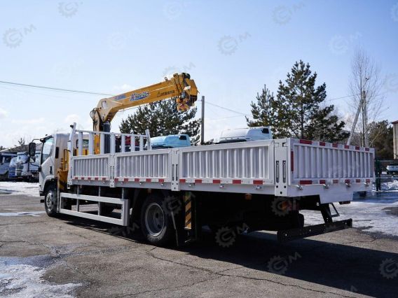 Бортовой грузовик ISUZU 700P 2025 года новый фото 5