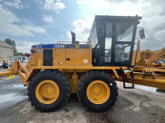 Грейдер SEM 922F AWD 2026 года новый фото 3