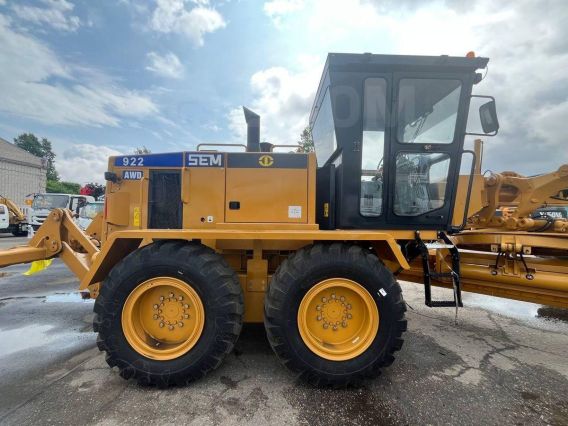 Грейдер SEM 922F AWD 2026 года новый фото 3