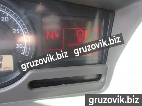 Тягач Renault Premium 2012 года б/у фото 10