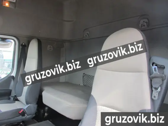 Тягач Renault Premium 2012 года б/у фото 6