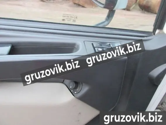 Тягач Renault Premium 2012 года б/у фото 11