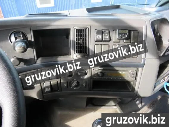 Тягач Volvo FH 2011 года б/у фото 7
