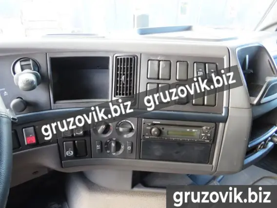 Тягач Volvo FH 2011 года б/у фото 7