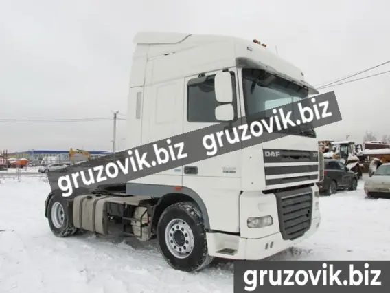 Тягач DAF XF 105 2012 года б/у фото 3