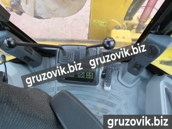 Экскаватор-погрузчик Caterpillar 428 2020 года новый фото 11