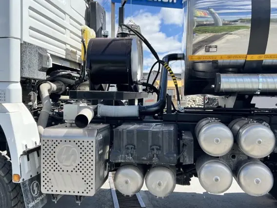 Пищевая автоцистерна АЦПТ Shacman X3000 (SX32586V385) 2026 года новый фото 5