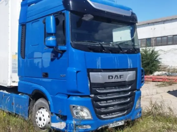 Седельный тягач DAF XF 2018 года б/у