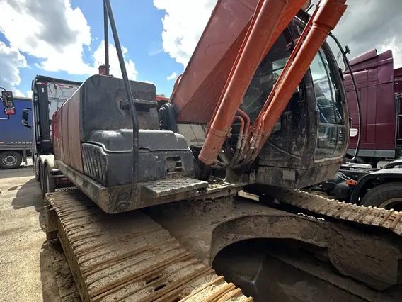 Экскаватор HITACHI ZX200-5G 2022 года б/у фото 2