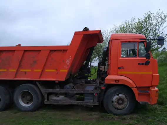 Самосвал Камаз 65115 2015 года б/у