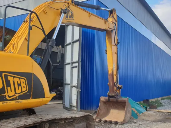 Экскаватор JCB JS220 2008 года б/у фото 11