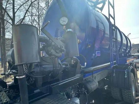 Ассенизатор FAW J6 2026 года новый фото 2