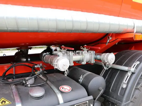 Нефтевоз Камаз 43118  б/у фото 16