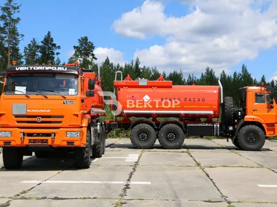 Нефтевоз Камаз 43118  б/у фото 24