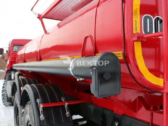 Нефтевоз Камаз 43118  б/у фото 23