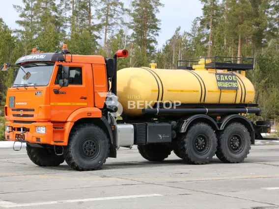 Нефтевоз Камаз 43118  б/у фото 3