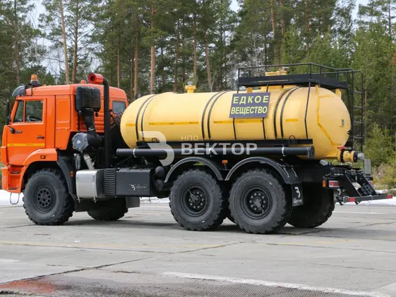 Нефтевоз Камаз 43118  б/у фото 7