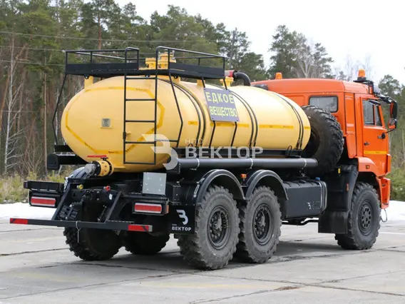 Нефтевоз Камаз 43118  б/у фото 10