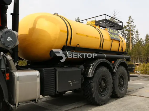 Нефтевоз Камаз 43118  б/у фото 19