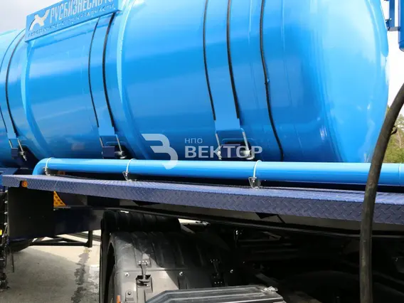Полуприцеп-цистерна вакуумная ППЦ 28  б/у фото 15