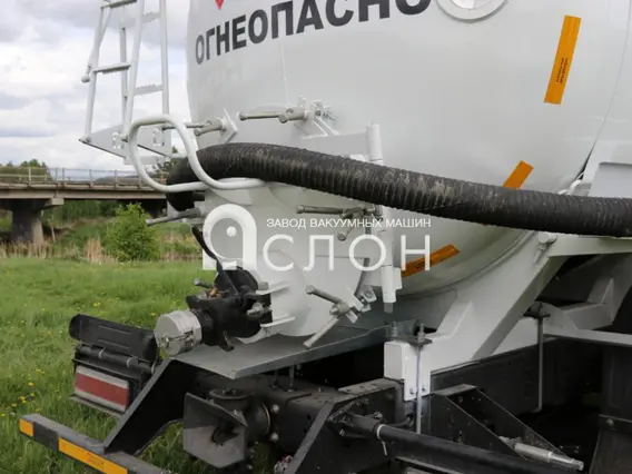Нефтевоз Камаз 65115  б/у фото 9